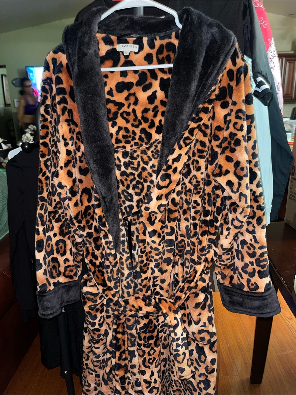 Anne Klein Kids Leopard Plush Robe in Brown and Black